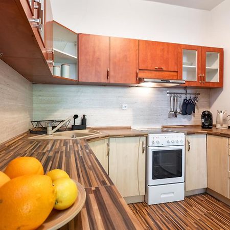 Urbanelegance Escape, Top Location, Private Parking Bratislava Exterior photo